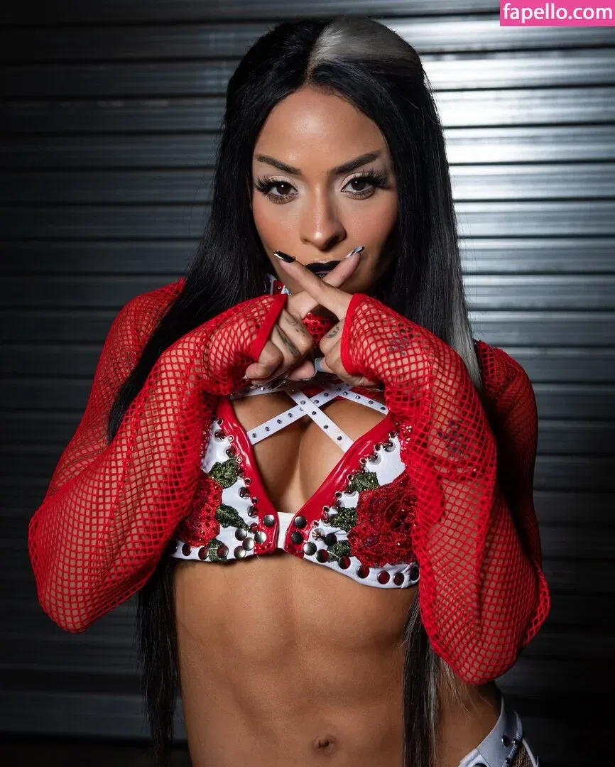 Zelina Vega Onlyfans Photo Gallery 