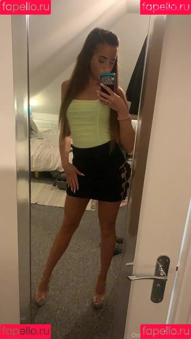 lara-lee Onlyfans Photo Gallery 