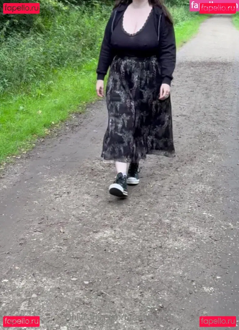 tarathewitch Onlyfans Photo Gallery 