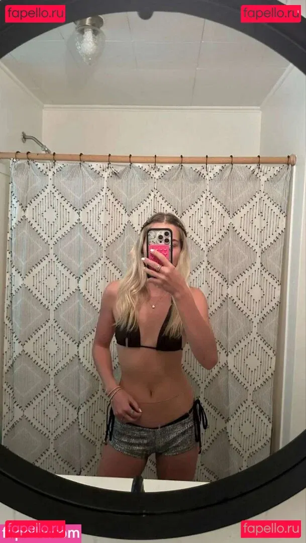 Becca Means Onlyfans Photo Gallery 