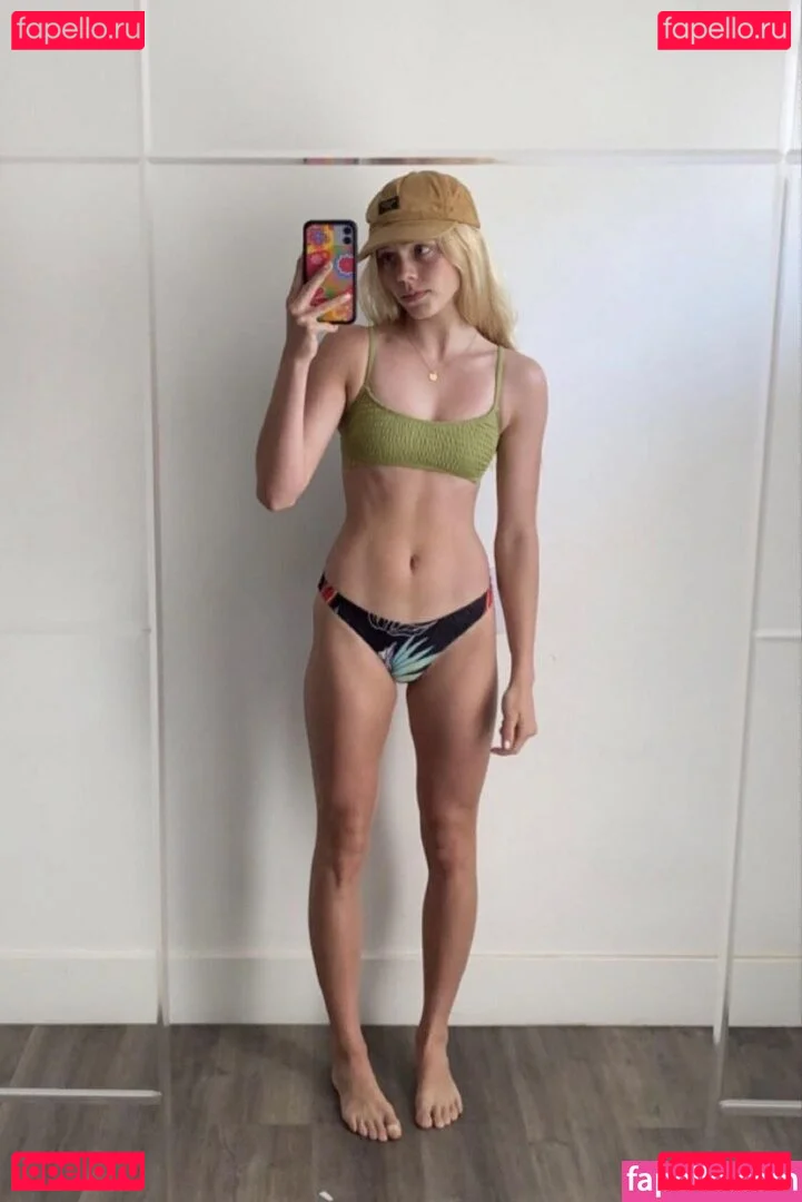 Becca Means Onlyfans Photo Gallery 