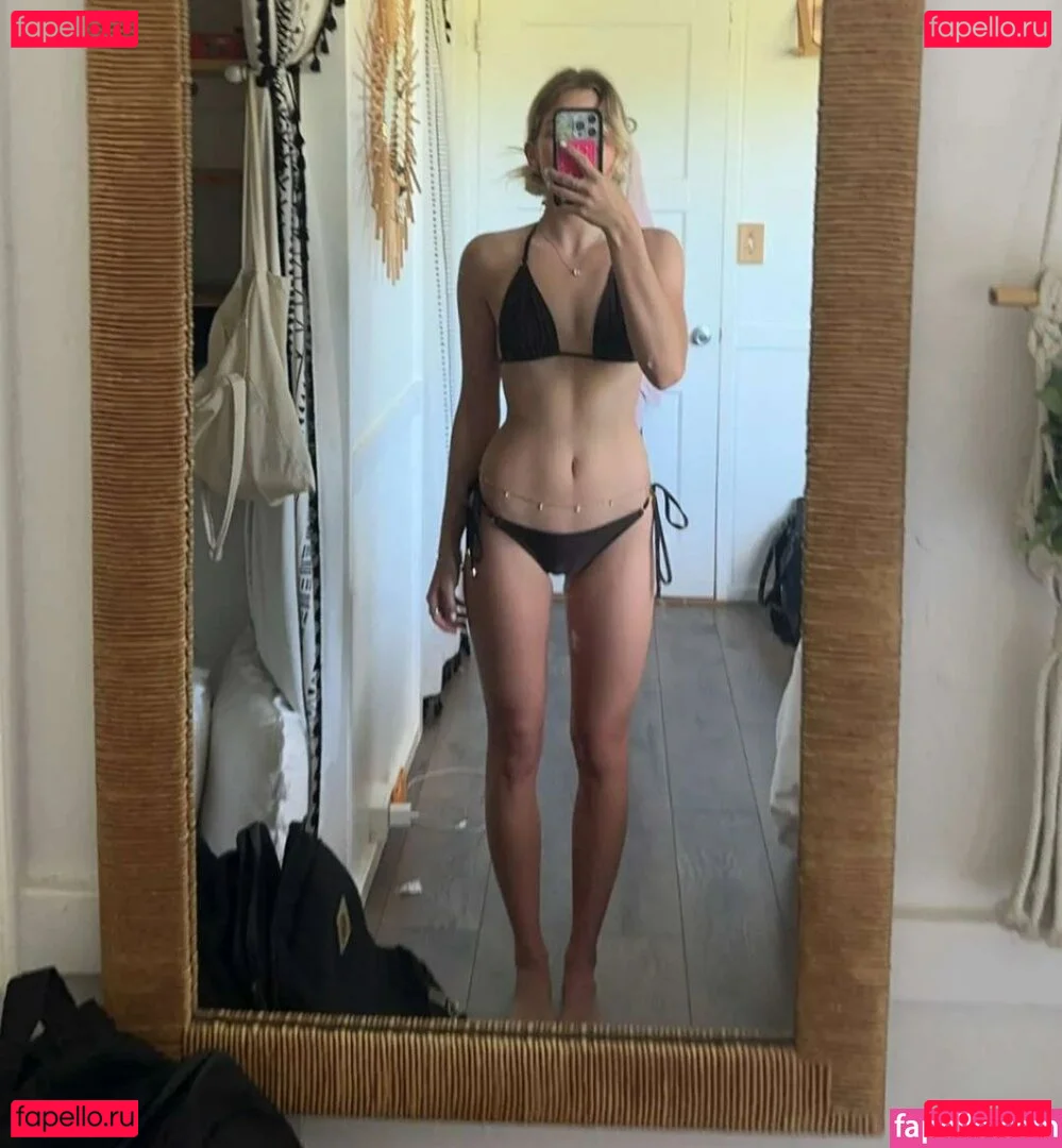 Becca Means Onlyfans Photo Gallery 