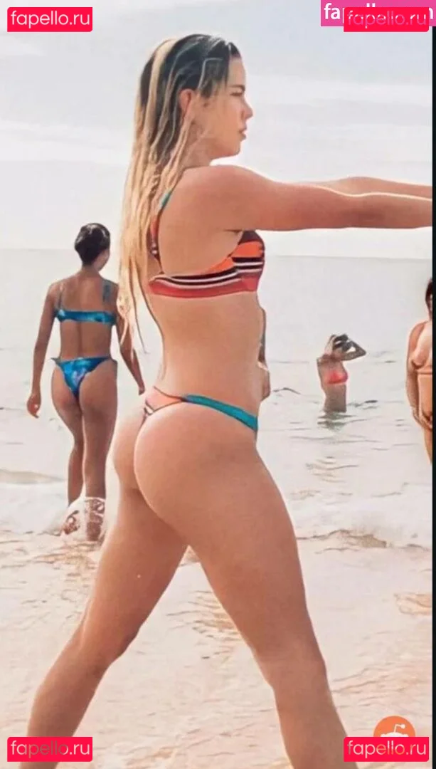 Becca Means Onlyfans Photo Gallery 