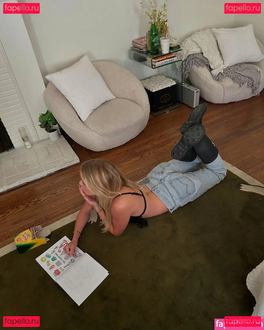 Becca Means Onlyfans Photo Gallery 