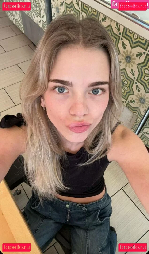 Becca Means Onlyfans Photo Gallery 