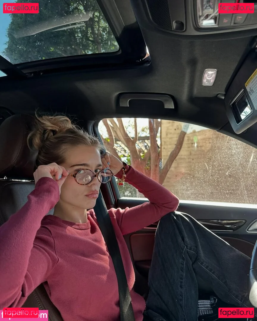 Becca Means Onlyfans Photo Gallery 