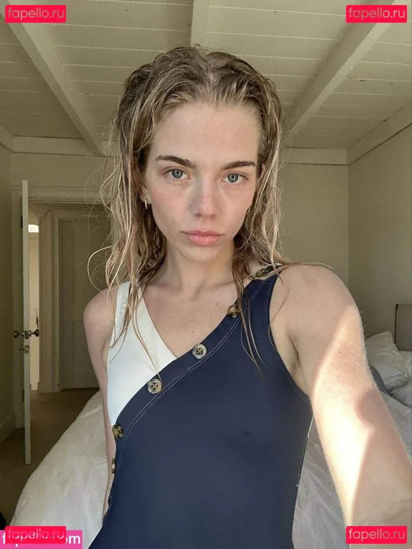 Becca Means Onlyfans Photo Gallery 