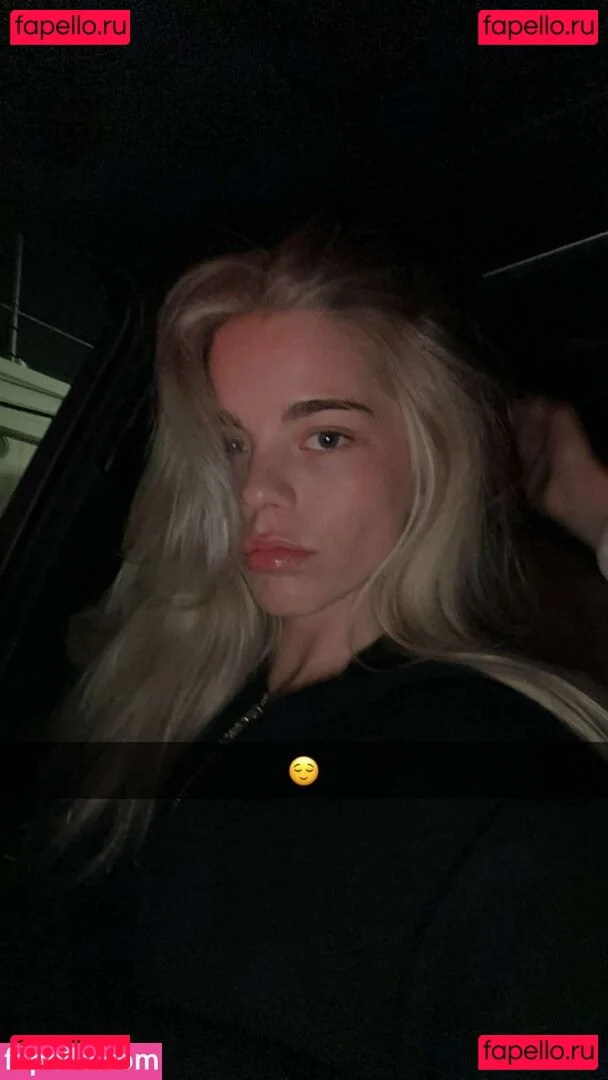 Becca Means Onlyfans Photo Gallery 