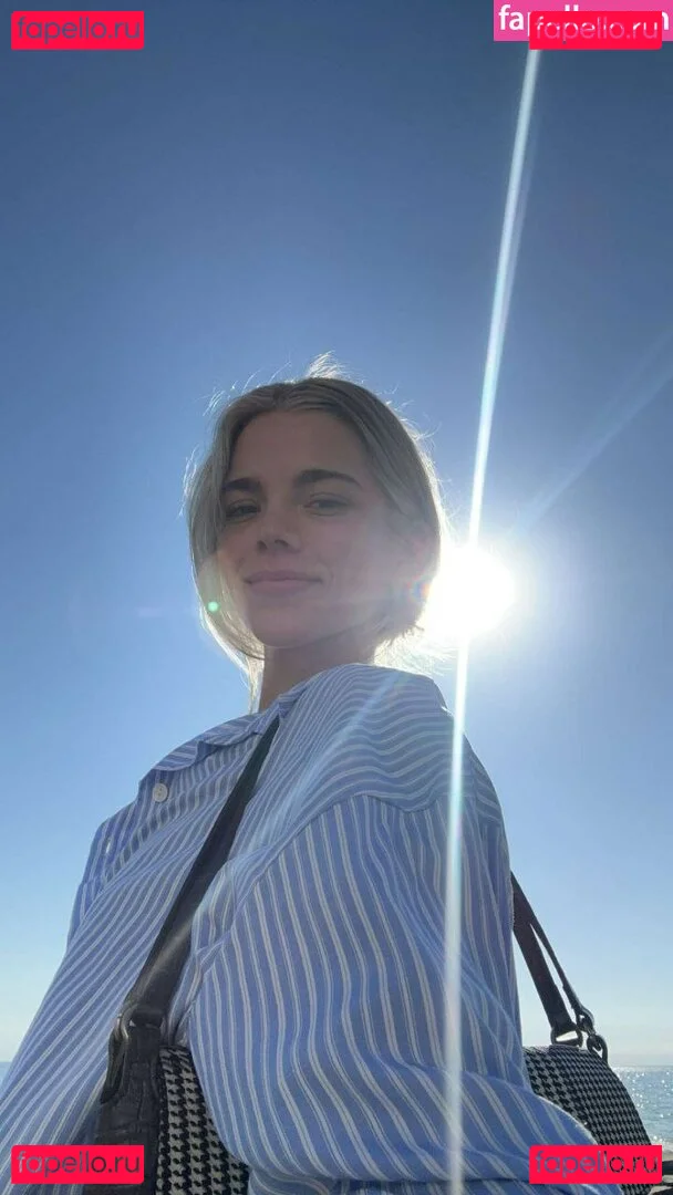 Becca Means Onlyfans Photo Gallery 