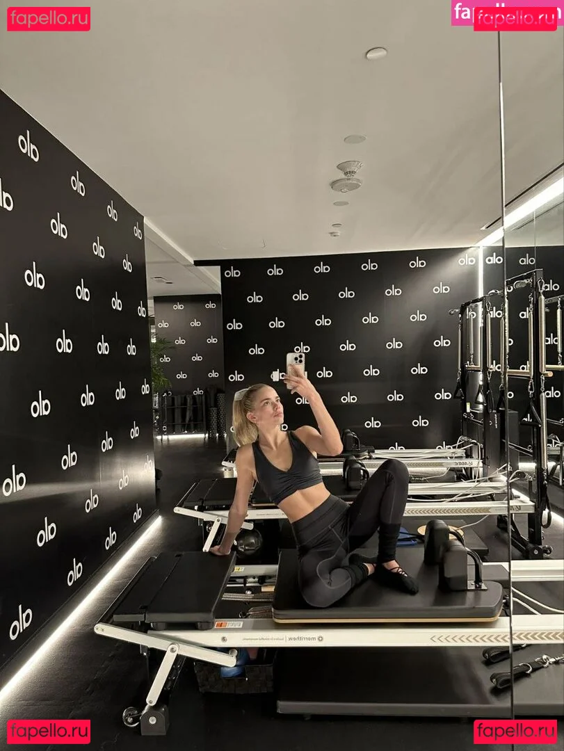 Becca Means Onlyfans Photo Gallery 