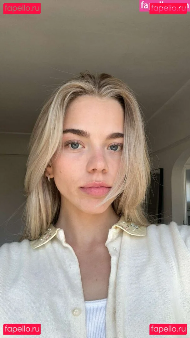 Becca Means Onlyfans Photo Gallery 