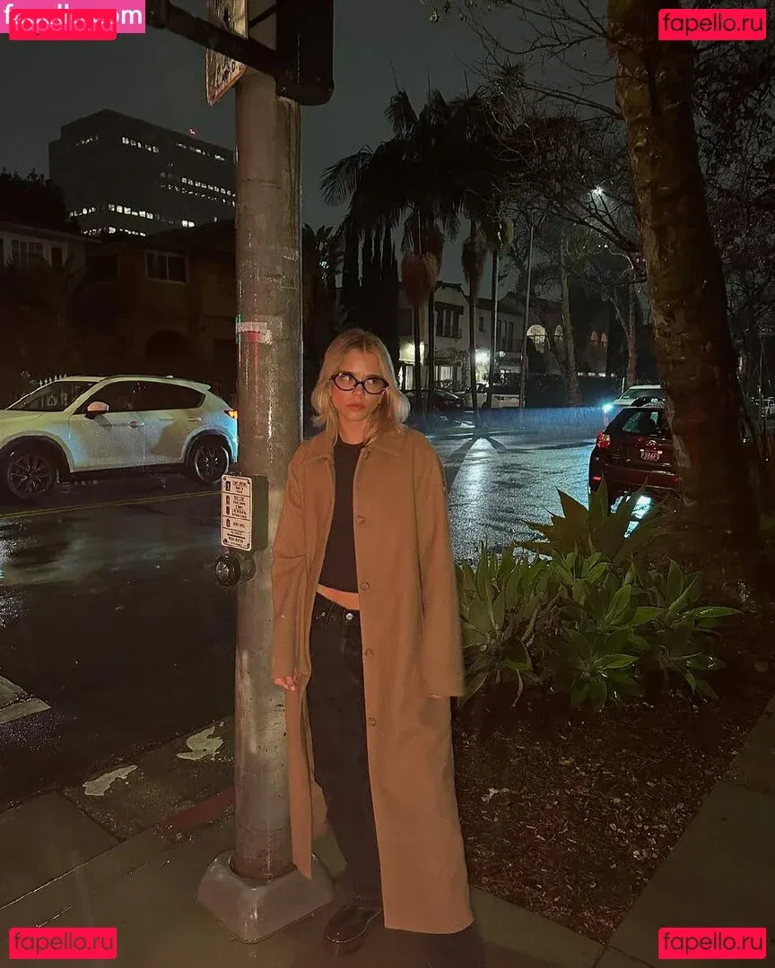 Becca Means Onlyfans Photo Gallery 