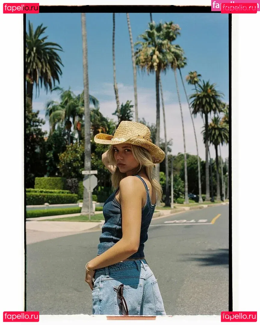 Becca Means Onlyfans Photo Gallery 