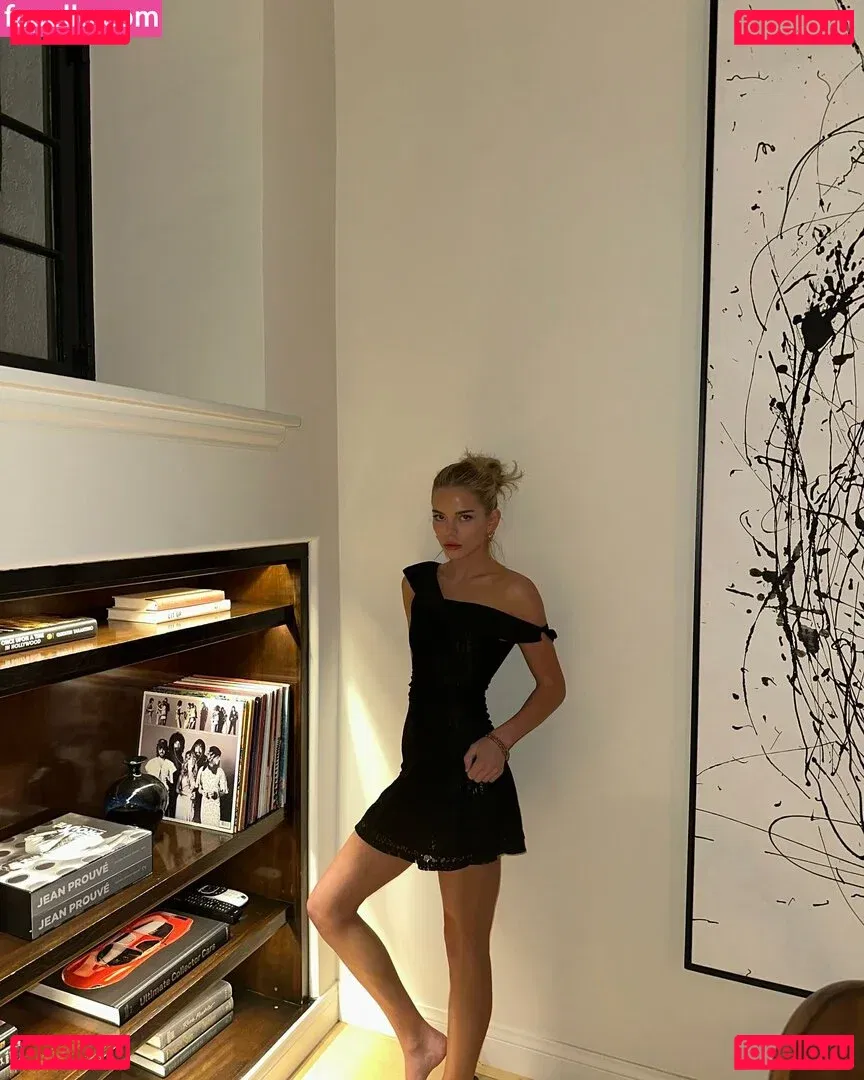 Becca Means Onlyfans Photo Gallery 