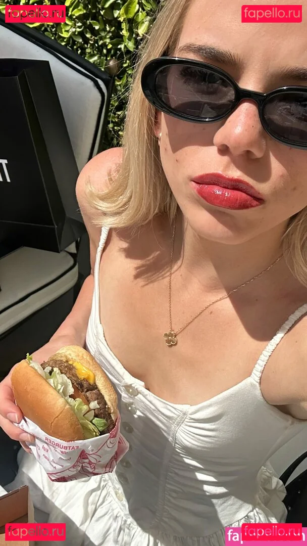 Becca Means Onlyfans Photo Gallery 