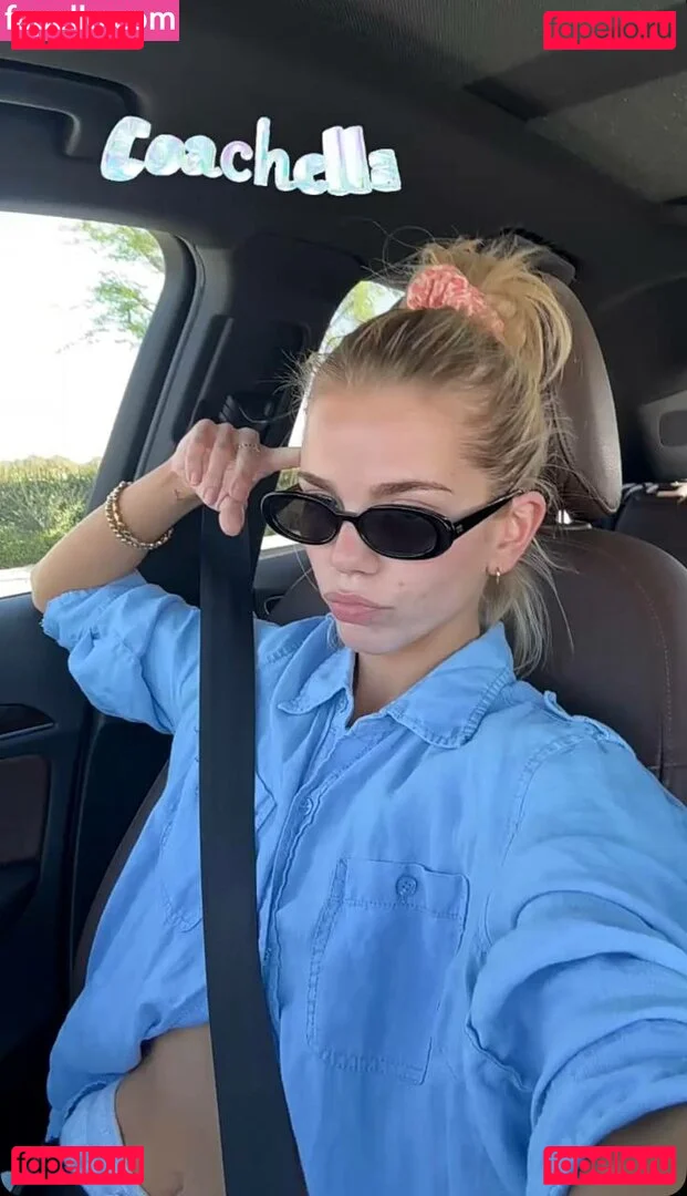 Becca Means Onlyfans Photo Gallery 