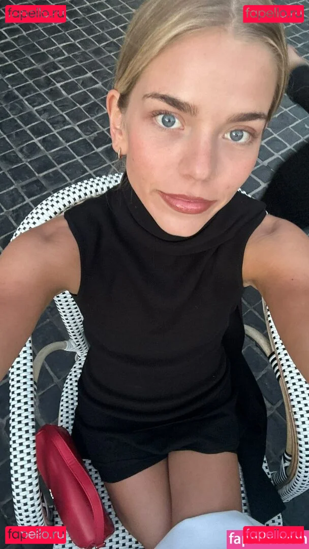 Becca Means Onlyfans Photo Gallery 