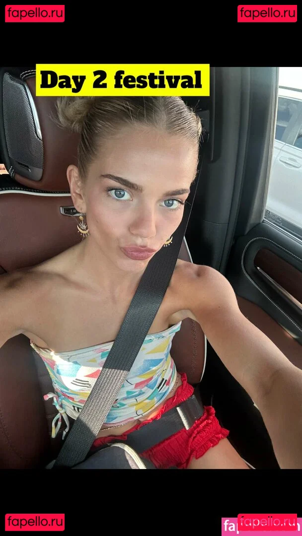 Becca Means Onlyfans Photo Gallery 