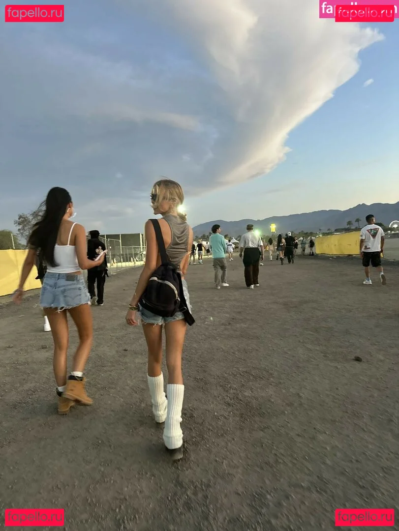 Becca Means Onlyfans Photo Gallery 