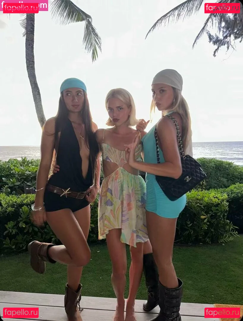 Becca Means Onlyfans Photo Gallery 