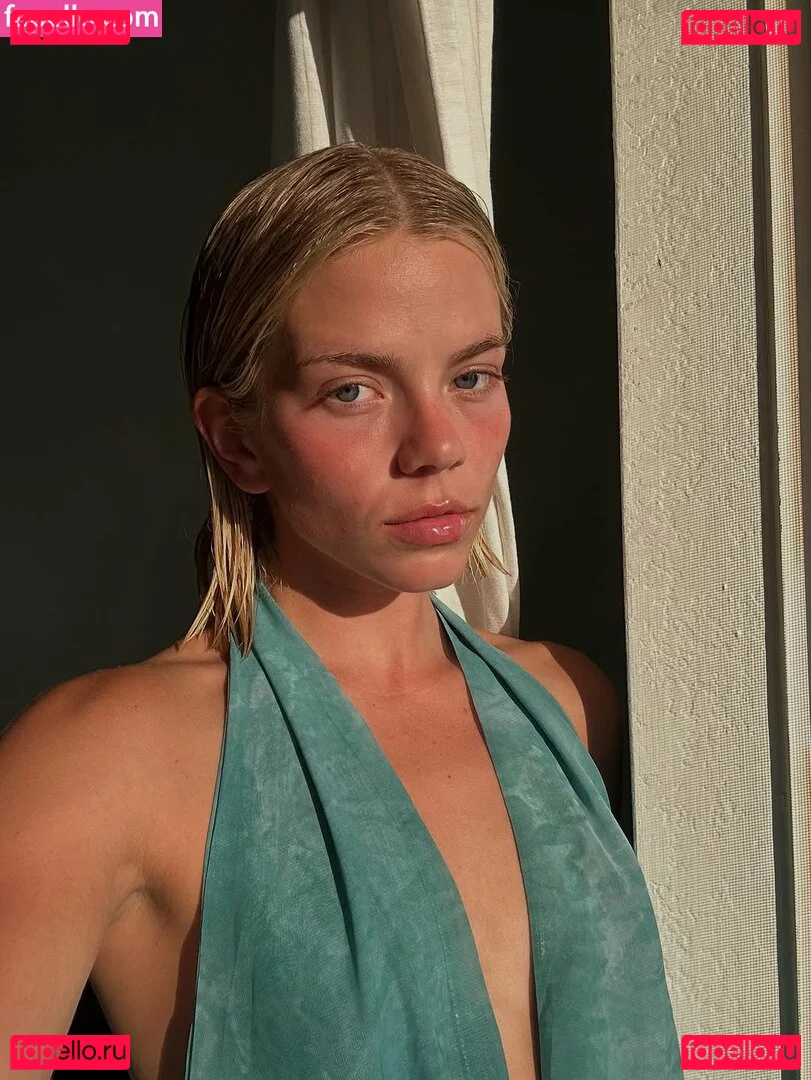 Becca Means Onlyfans Photo Gallery 