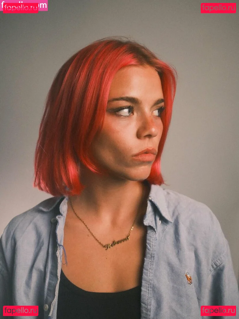 Becca Means Onlyfans Photo Gallery 