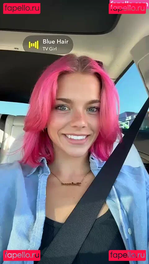 Becca Means Onlyfans Photo Gallery 