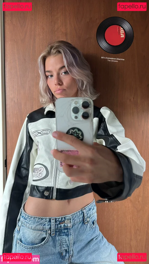 Becca Means Onlyfans Photo Gallery 