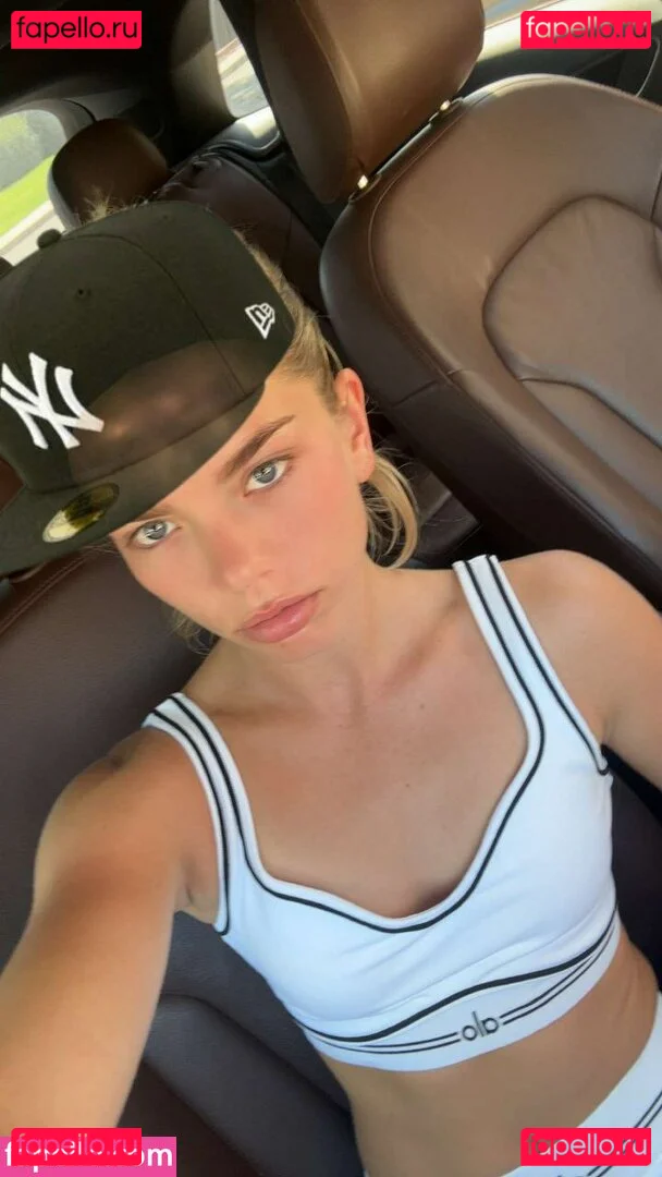 Becca Means Onlyfans Photo Gallery 