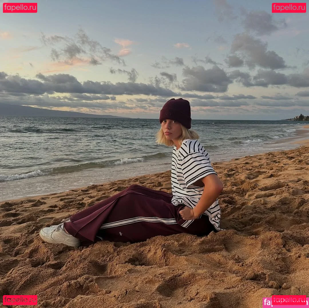 Becca Means Onlyfans Photo Gallery 