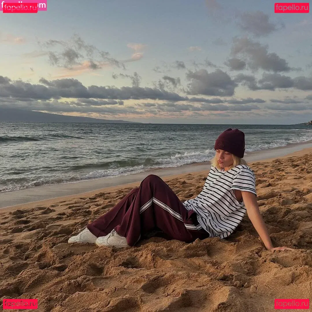 Becca Means Onlyfans Photo Gallery 