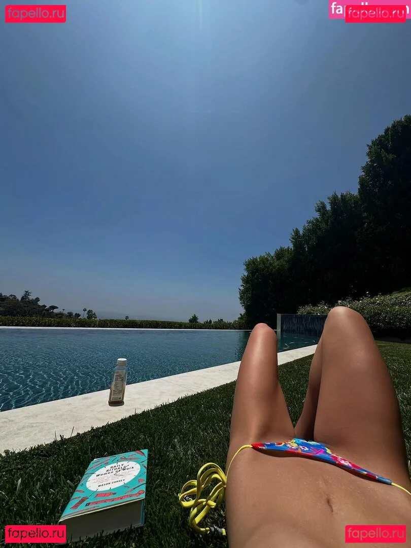 Becca Means Onlyfans Photo Gallery 