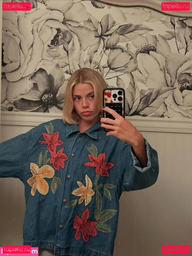 Becca Means Onlyfans Photo Gallery 