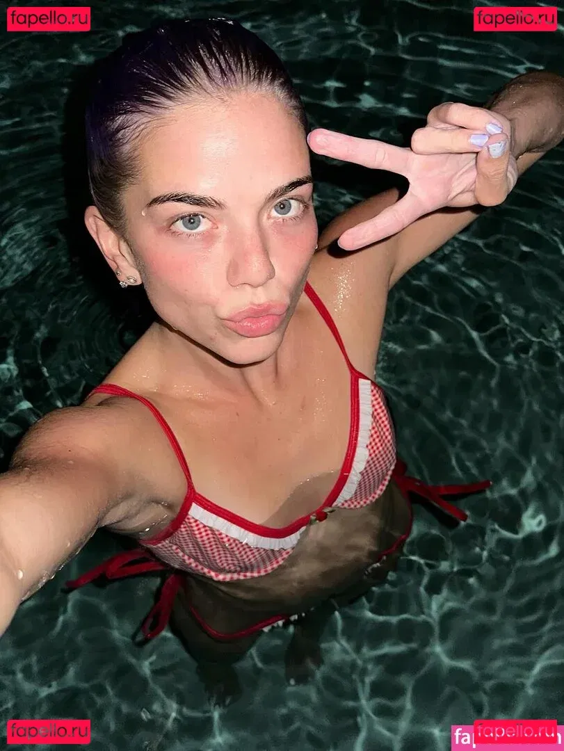 Becca Means Onlyfans Photo Gallery 