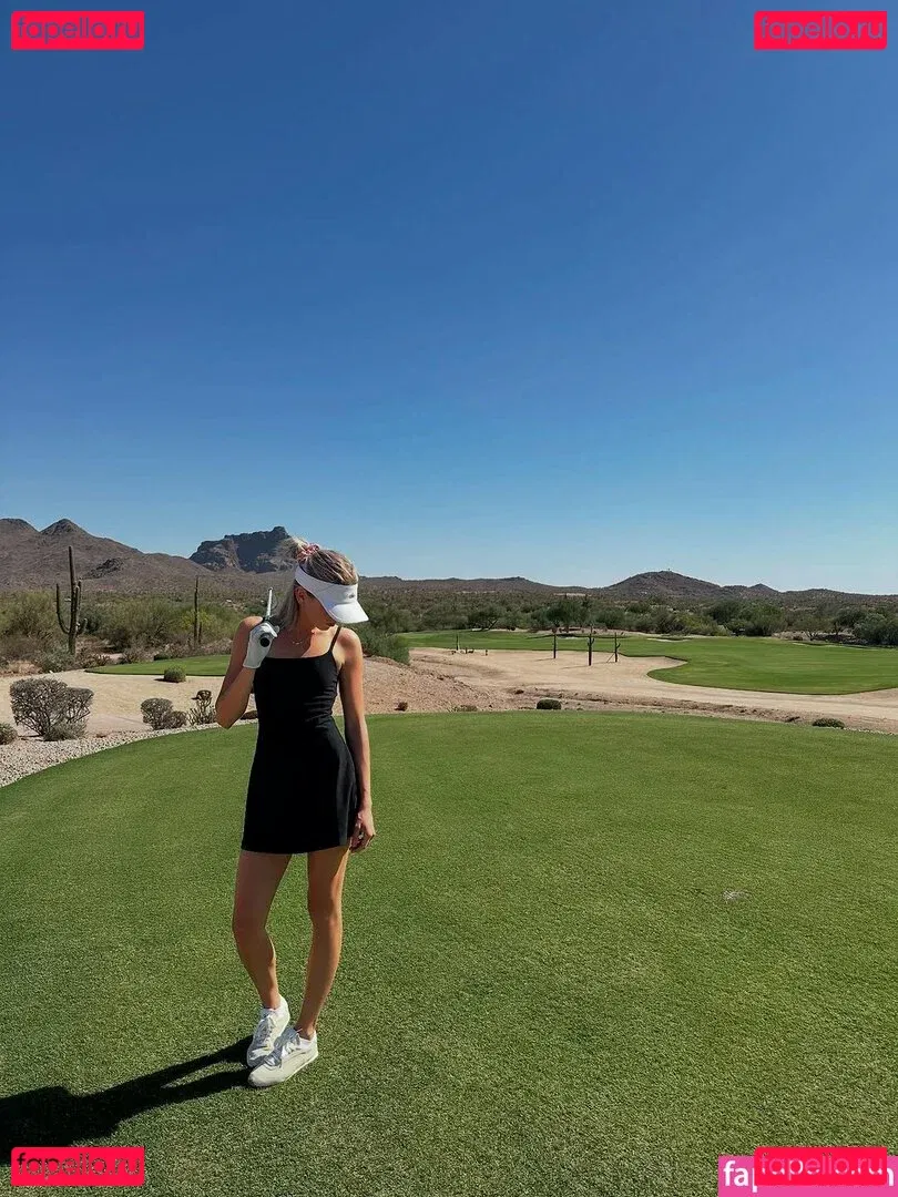 Becca Means Onlyfans Photo Gallery 