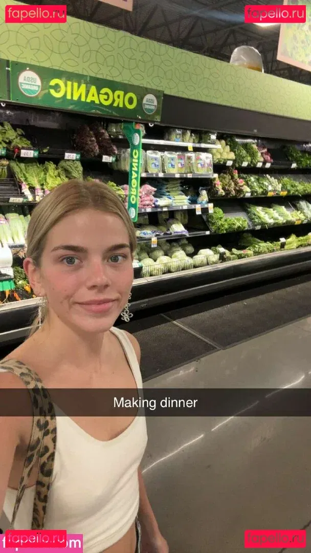 Becca Means Onlyfans Photo Gallery 