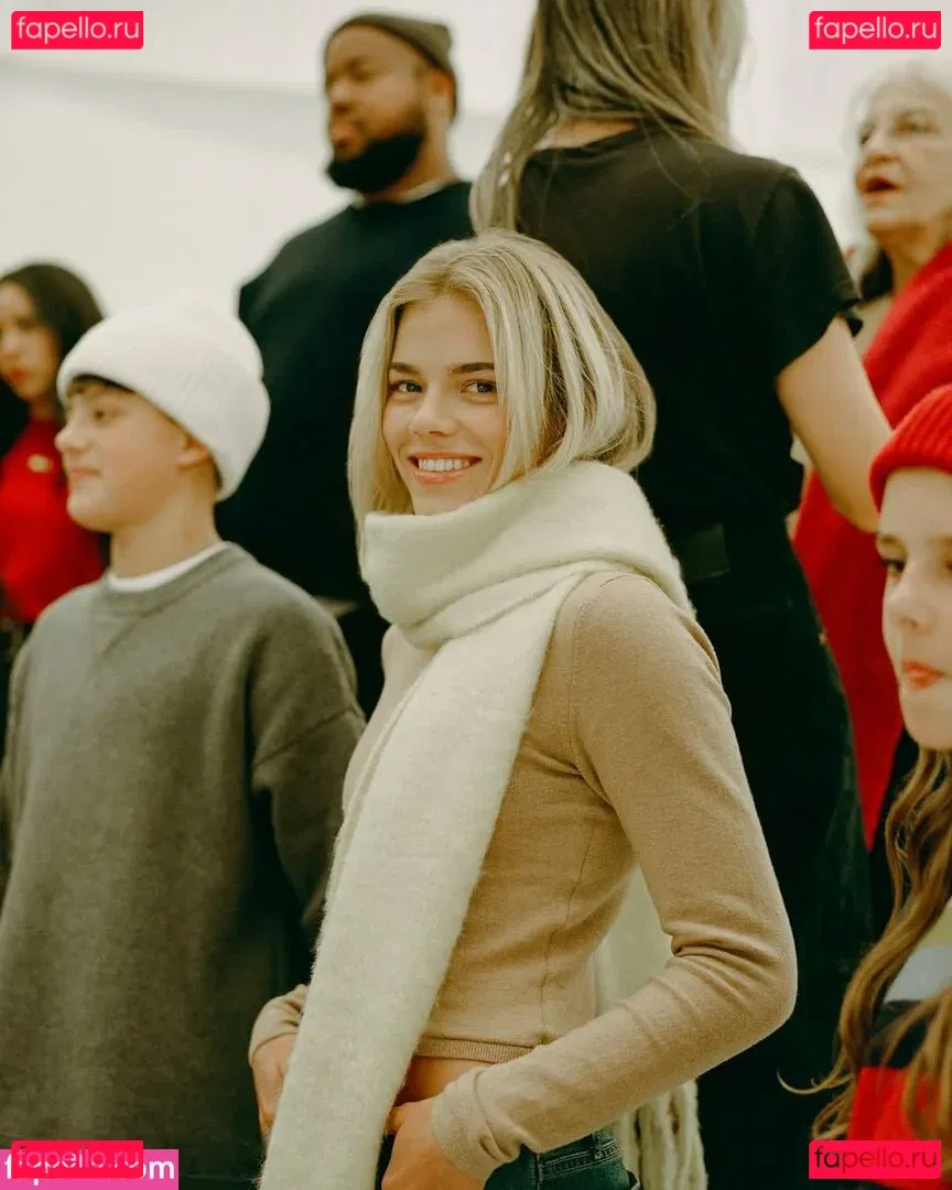 Becca Means Onlyfans Photo Gallery 