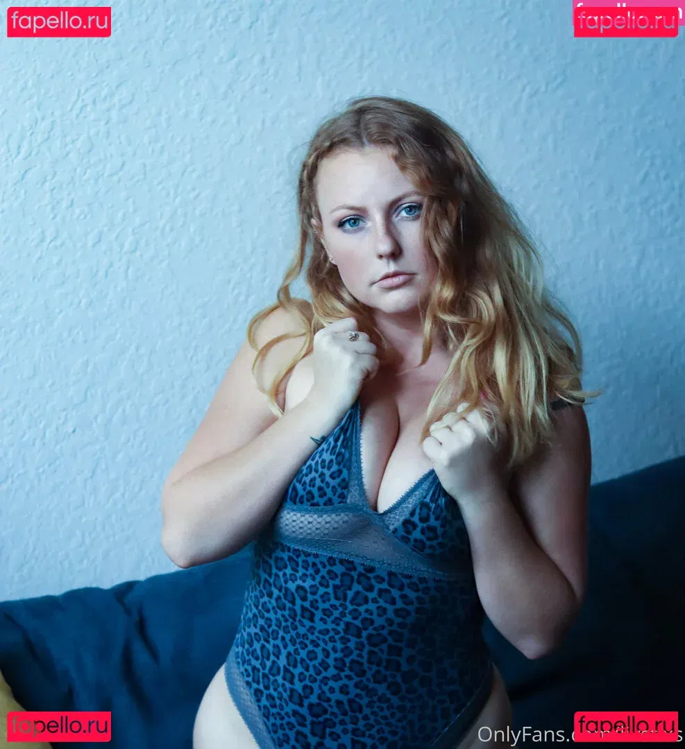 LivStixs Onlyfans Photo Gallery 