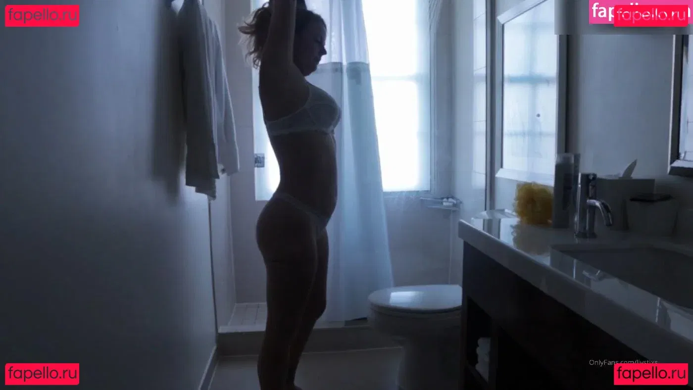 LivStixs Onlyfans Photo Gallery 