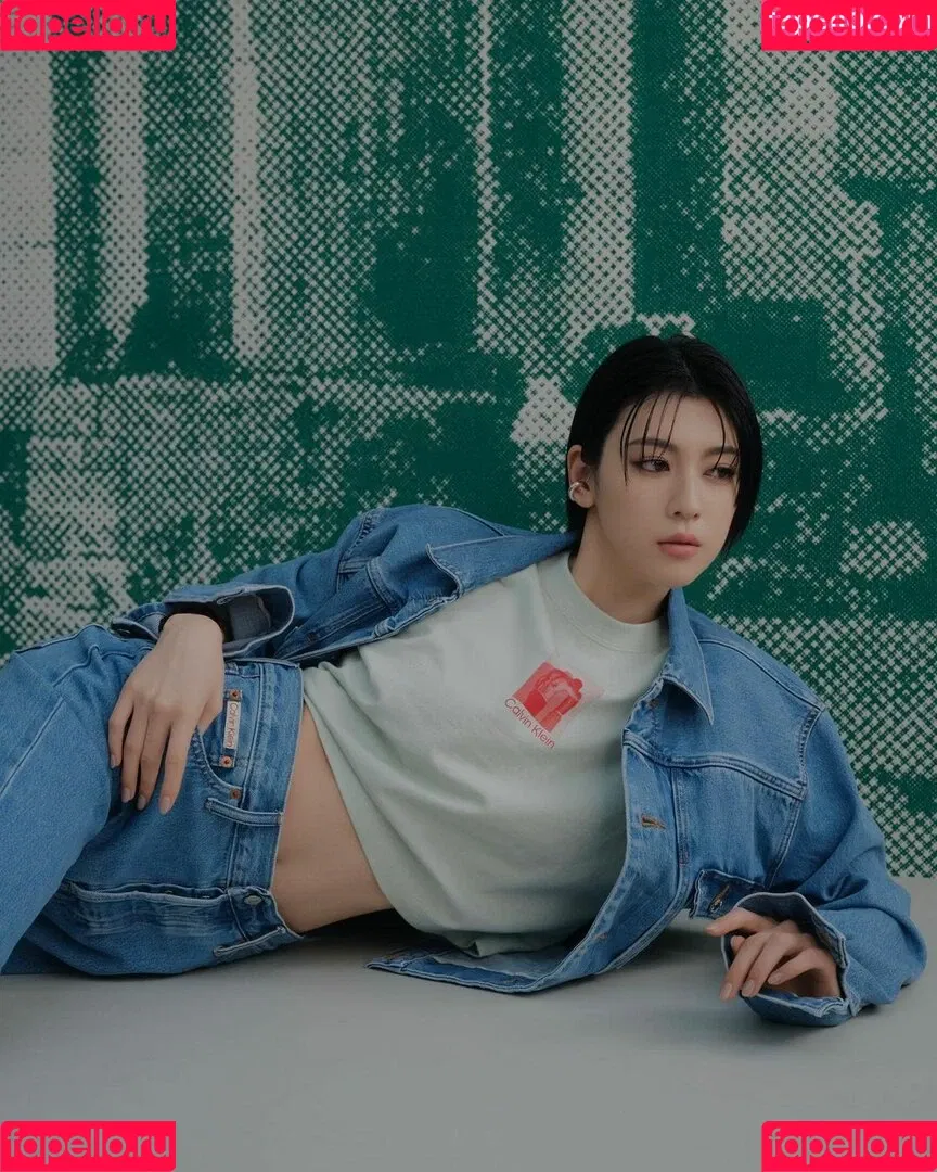 Ayaka Miyoshi Onlyfans Photo Gallery 