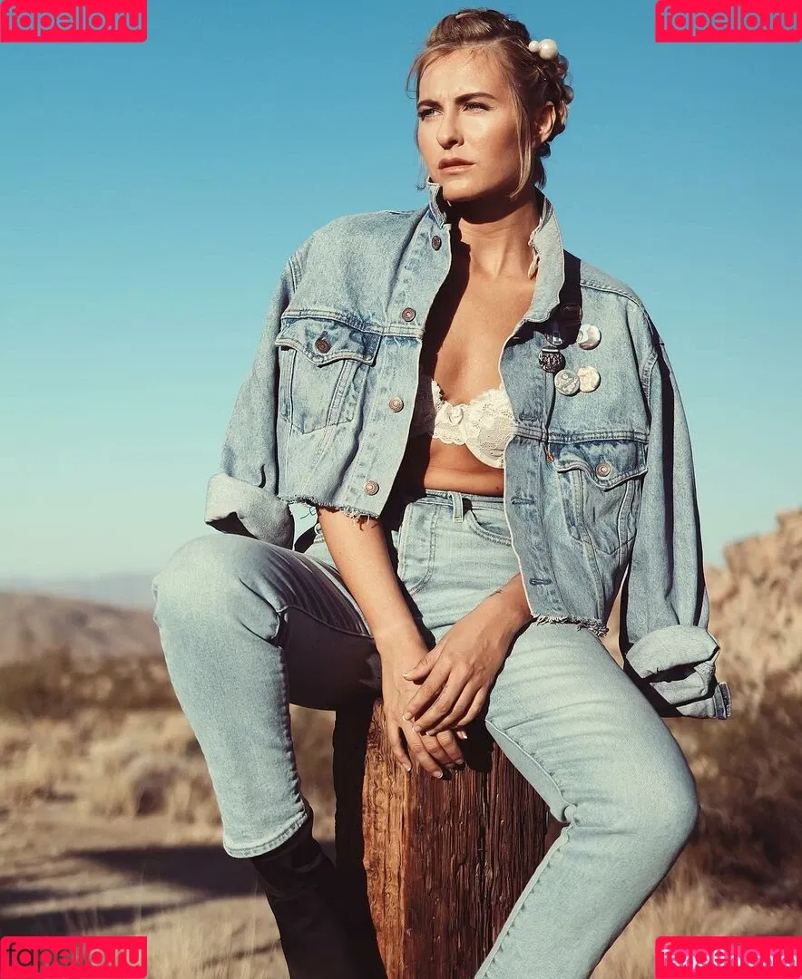 Scout Taylor-Compton Onlyfans Photo Gallery 