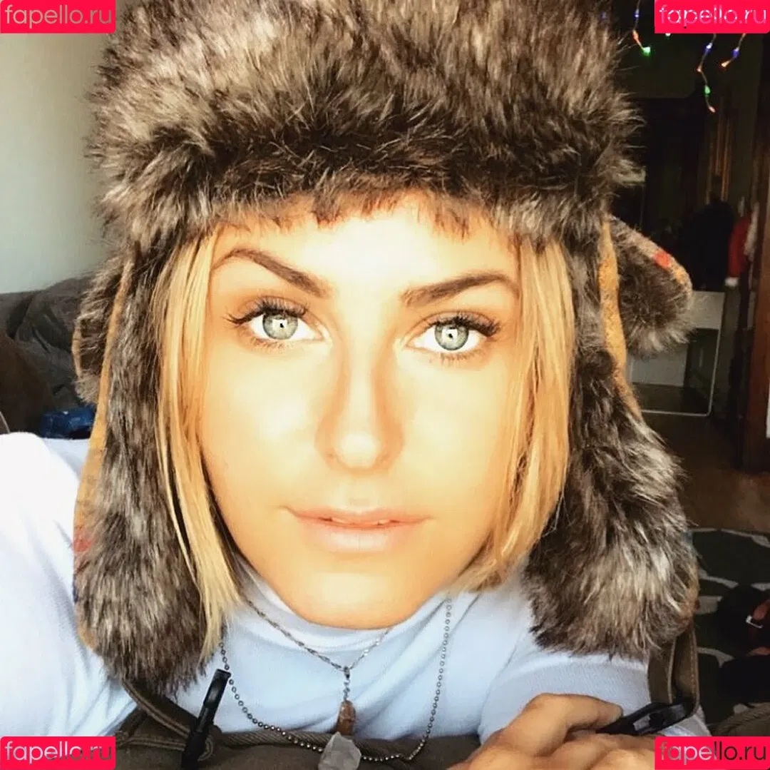 Scout Taylor-Compton Onlyfans Photo Gallery 
