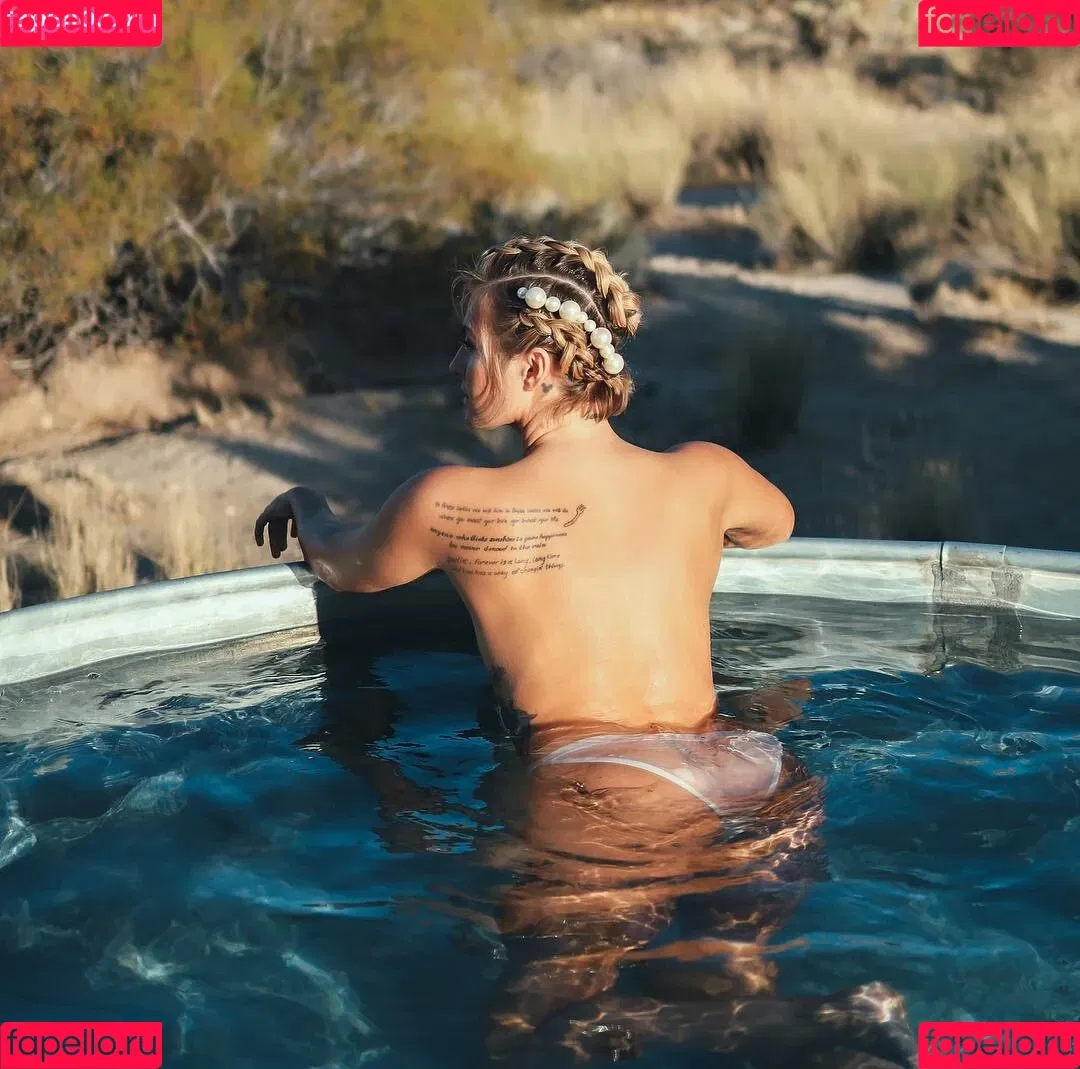 Scout Taylor-Compton Onlyfans Photo Gallery 
