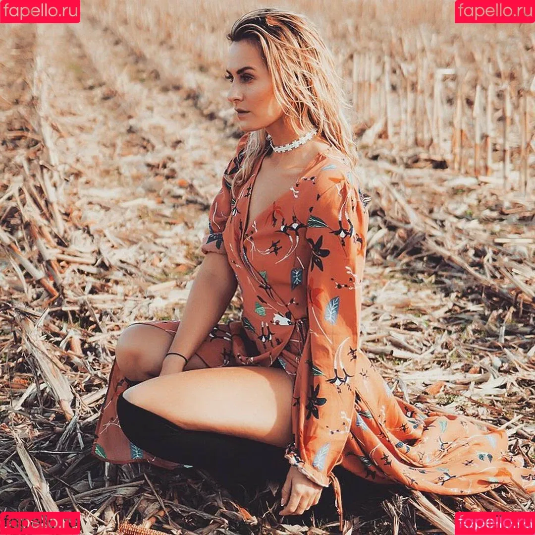 Scout Taylor-Compton Onlyfans Photo Gallery 