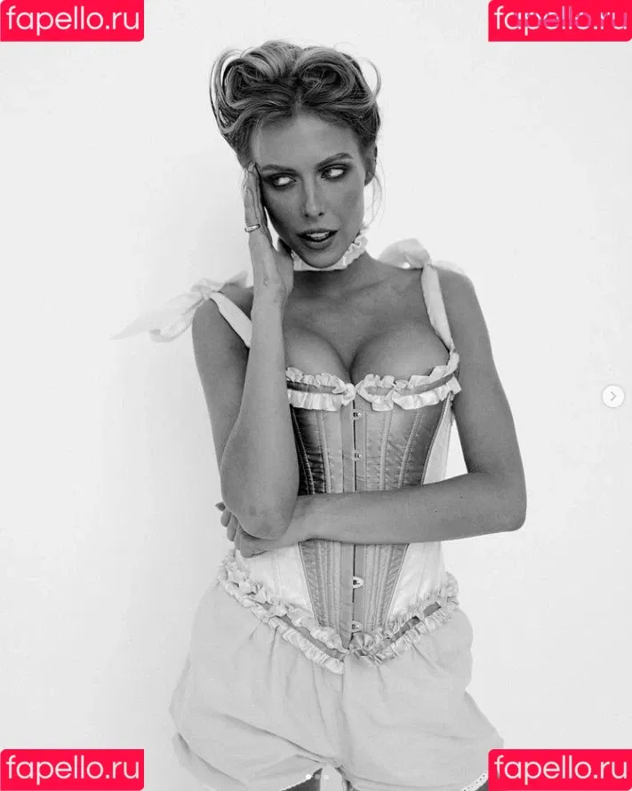 Oxana Streltsova Onlyfans Photo Gallery 