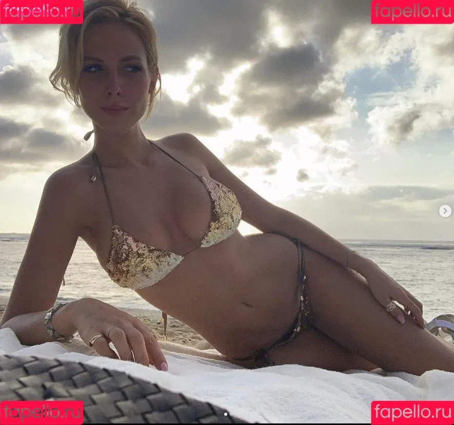 Oxana Streltsova Onlyfans Photo Gallery 