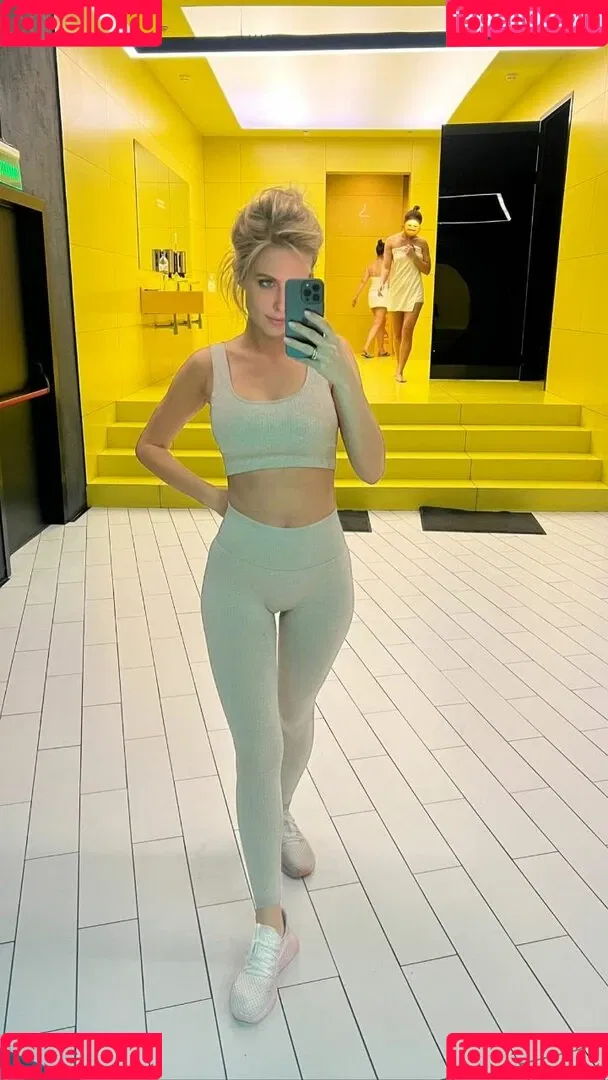 Oxana Streltsova Onlyfans Photo Gallery 