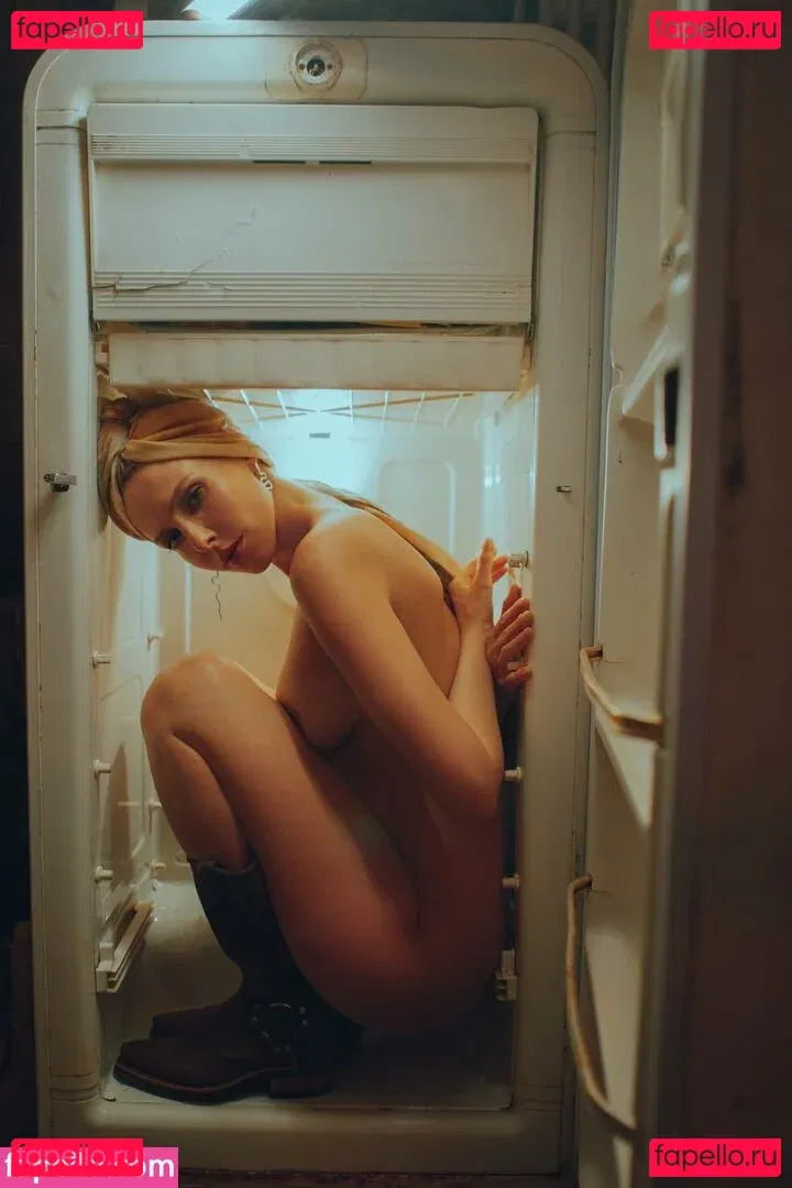 Oxana Streltsova Onlyfans Photo Gallery 