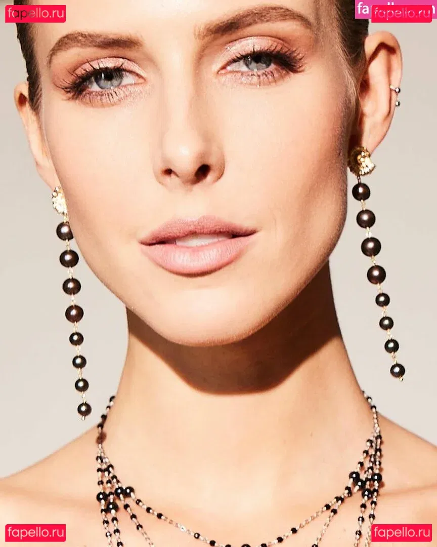 Oxana Streltsova Onlyfans Photo Gallery 