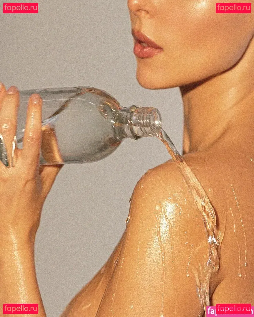 Oxana Streltsova Onlyfans Photo Gallery 